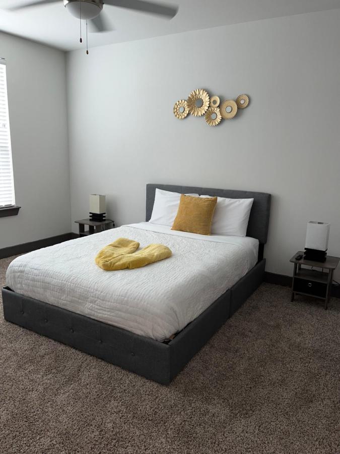 شقة Comfy Abode Near Bush Airport هيوستن المظهر الخارجي الصورة